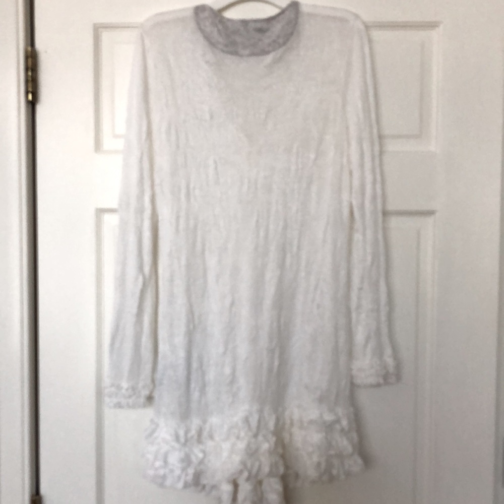 NWOT Letarte handmade ivory cover up. Never worn, brand new! Fits size XS-S - Picture 5 of 9
